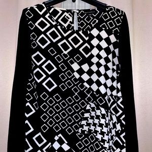 Women’s long sleeve top